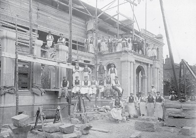 Construction work on Penrith Town Hall, 1906
